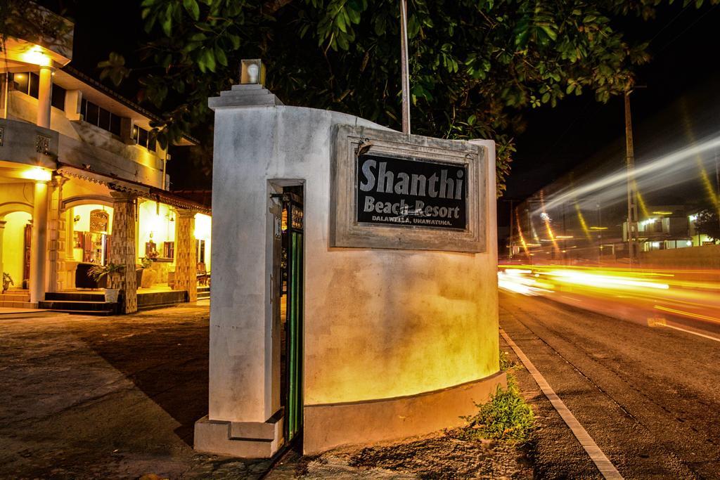シャンティ ビーチ リゾート ウナワトゥナ エクステリア 写真